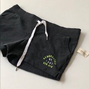 AEROPOSTALE DARK GREY BOOTY SHORTS